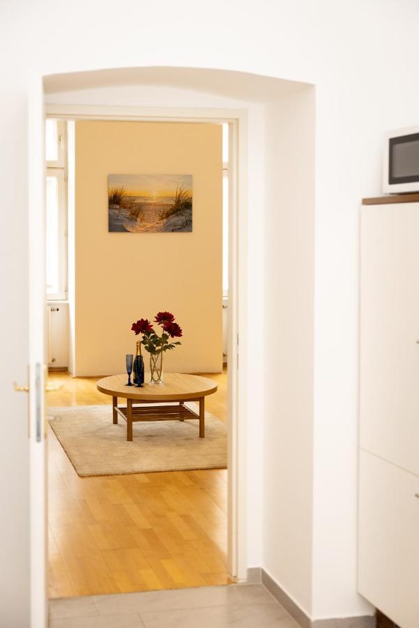 Premium 80 M2 Apartment - Free Parking Wien Exteriör bild