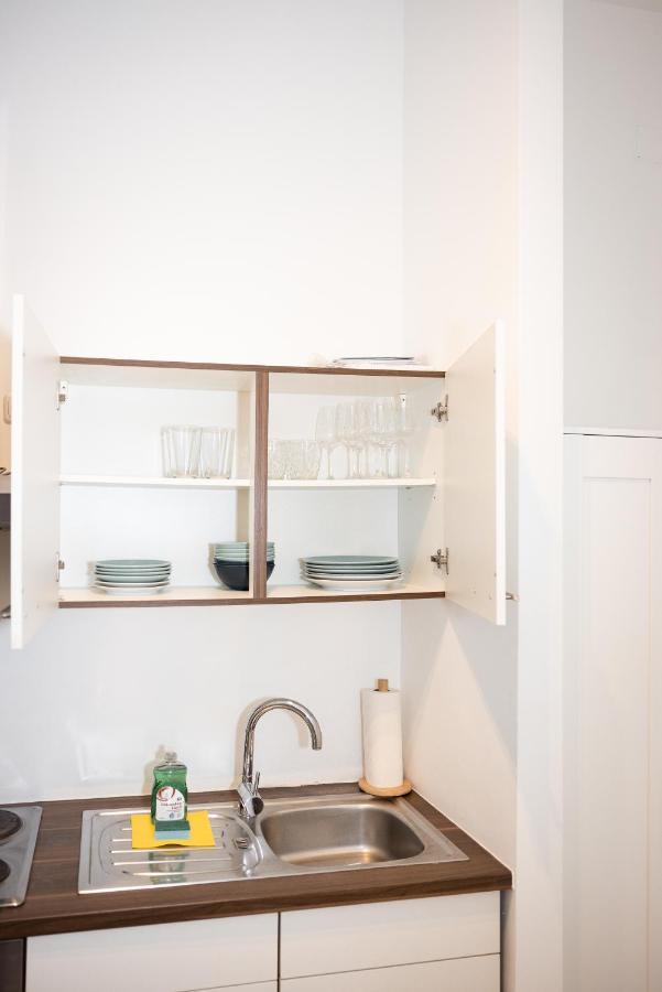Premium 80 M2 Apartment - Free Parking Wien Exteriör bild